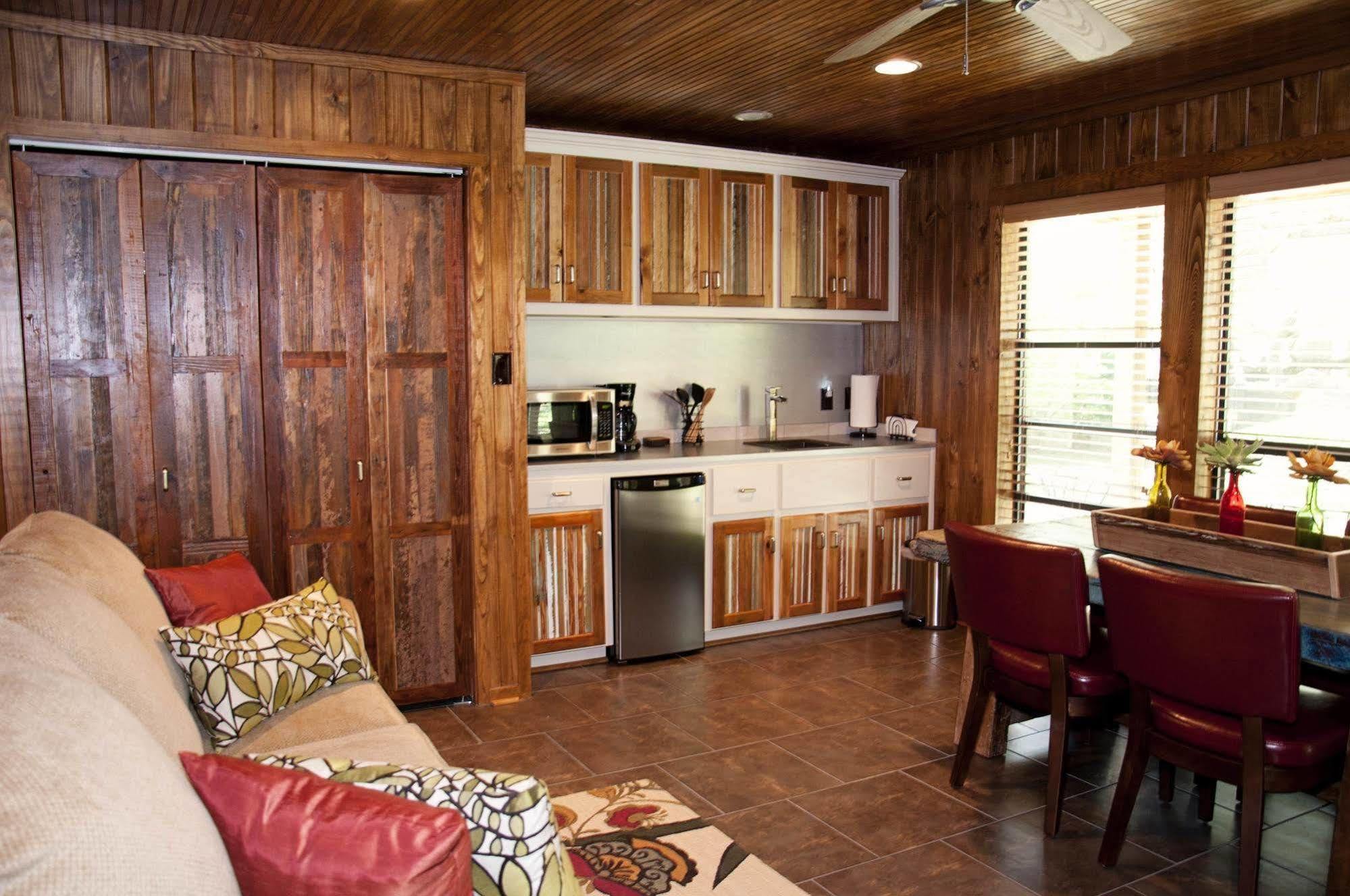 Live Oaks Bed And Breakfast Uvalde Exterior foto